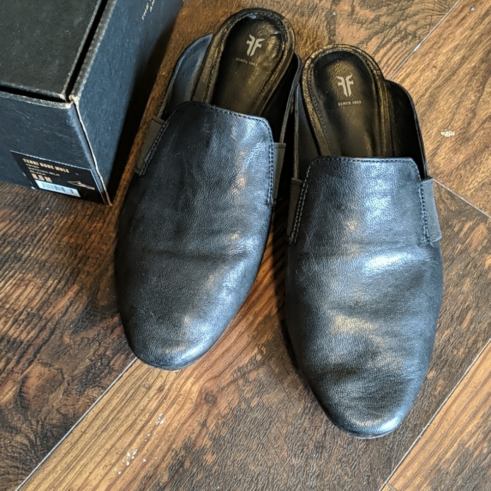Frye Terri Gore Mule Black W8.5
